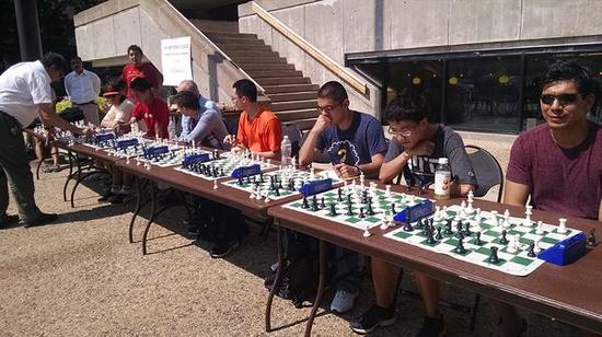 MIT数学教授Michael Ching对国际象棋的热爱